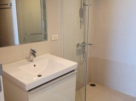 1 Bedroom Apartment for rent at Focus Ploenchit, Khlong Toei