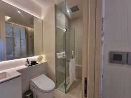 1 Bedroom Condo for sale at The Strand Thonglor, Khlong Tan Nuea