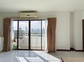 2 Bedroom Condo for rent at La Maison 22, Khlong Toei
