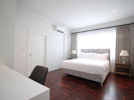 6 Bedroom Villa for rent in Chatuchak, Bangkok, Chantharakasem, Chatuchak
