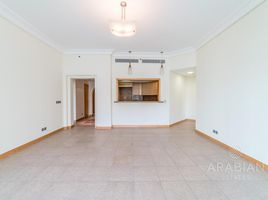 2 Bedroom Apartment for sale at Al Nabat, Shoreline Apartments