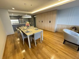 3 Bedroom Apartment for rent at Piya Apartment Sukkhumvit 15, Khlong Toei Nuea