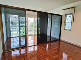 3 Bedroom House for sale in Paradise Park Shopping Center, Nong Bon, Nong Bon