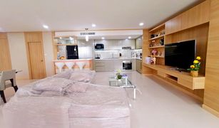 2 Schlafzimmern Wohnung zu verkaufen in Na Chom Thian, Pattaya Ocean Marina Yacht Club