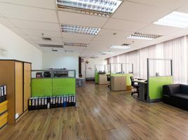 271.50 m² Office for sale at Wall Street Tower, Si Phraya, Bang Rak, Bangkok