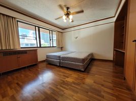 2 Bedroom Apartment for rent at Peng Seng Mansion, Lumphini, Pathum Wan, Bangkok, Thailand