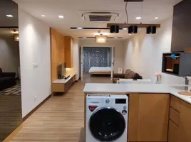 1 Schlafzimmer Wohnung zu verkaufen im Nusa State Tower Condominium, Si Lom, Bang Rak