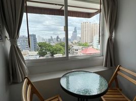 Studio Wohnung zu verkaufen im Ekamai Condo Town, Khlong Tan Nuea