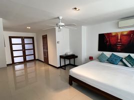 8 Bedroom House for sale in Rawai, Phuket Town, Rawai