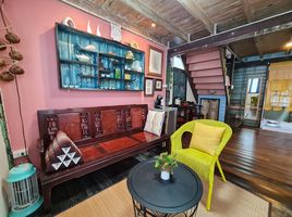 2 Schlafzimmer Haus zu vermieten in Bang Rak, Bangkok, Si Lom, Bang Rak