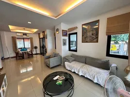 4 Schlafzimmer Haus zu verkaufen im Uraiwan Grand Villa, Nong Prue, Pattaya