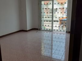 3 спален Таунхаус for rent in Бангкок, Nong Khaem, Нонг Кхаем, Бангкок