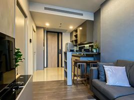 1 Schlafzimmer Wohnung zu vermieten im Oka Haus, Khlong Tan, Khlong Toei
