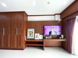 Studio Wohnung zu verkaufen im The Green Places Condominium, Ratsada