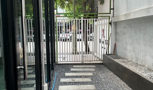 N/A Whole Building for sale in Nong Khaem, Bangkok 