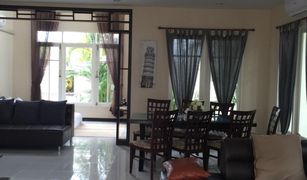 3 Schlafzimmern Haus zu verkaufen in Nong Prue, Pattaya Baan Fah Rim Haad