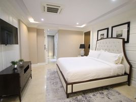 15 Bedroom Villa for rent in Union Mall, Chomphon, Chatuchak