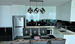 2 Bedrooms Condo for sale in Nong Prue, Pattaya The Peak Towers