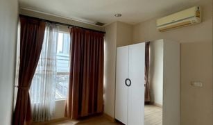 2 Bedrooms Condo for sale in Khlong Ton Sai, Bangkok The Light House