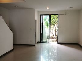 7 Bedroom Townhouse for sale at H2O Ram 2 - Suvarnabhumi, Dokmai, Prawet