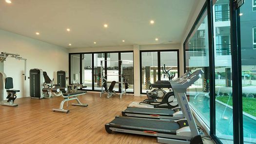 Fotos 1 of the Fitnessstudio at Cool Condo Rama 7