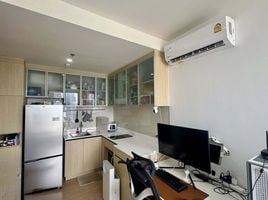 1 спален Кондо на продажу в Maru Ekkamai 2, Khlong Tan Nuea