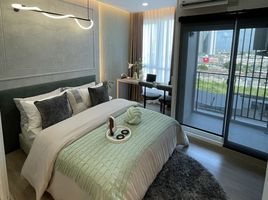 1 Bedroom Condo for sale at Supalai Loft Phasi Charoen Station, Bang Wa