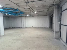  Retail space for rent at 6th Avenue Sukhumvit 15, Khlong Toei Nuea