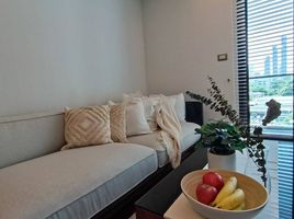 1 Schlafzimmer Wohnung zu vermieten im The Address Sukhumvit 61, Khlong Tan Nuea, Watthana