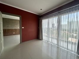 2 Bedroom Condo for sale at AD Hyatt Condominium, Na Kluea, Pattaya