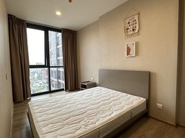 1 Schlafzimmer Appartement zu vermieten im Oka Haus, Khlong Tan