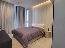 2 Schlafzimmer Appartement zu vermieten im Noble Ploenchit, Lumphini