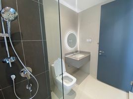 1 Bedroom Penthouse for rent at Contours Villa, Damansara