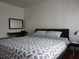 2 Schlafzimmer Wohnung zu vermieten im Baan Siriruedee, Lumphini