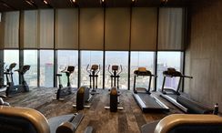 사진들 2 of the Communal Gym at The Lofts Silom