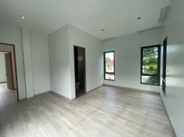 4 Schlafzimmer Haus zu verkaufen in Mueang Chiang Mai, Chiang Mai, Pa Daet, Mueang Chiang Mai, Chiang Mai