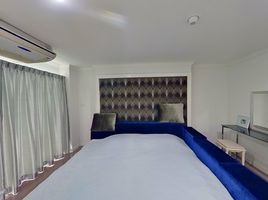 4 Bedroom Condo for rent at Park Beach Condominium , Na Kluea, Pattaya