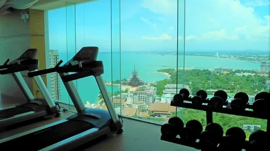 写真 2 of the Communal Gym at Wongamat Tower