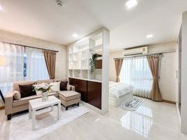 1 Bedroom Condo for sale at The One Plus Srinakarin, Hua Mak, Bang Kapi