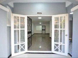 3 Schlafzimmer Villa zu verkaufen im Baan Suthavee Cluster House, Bang Phli Yai