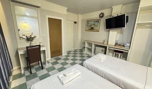 Гостиница, Студия на продажу в Патонг, Пхукет Patong Social Hotel, Patong Beach