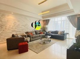 3 Bedroom Condo for sale at Tamweel, Green Lake Towers