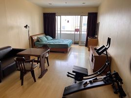 Studio Apartment for rent at The Platinum , Thanon Phet Buri