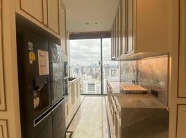 3 Bedroom Penthouse for sale at The Esse at Singha Complex, Bang Kapi, Huai Khwang, Bangkok