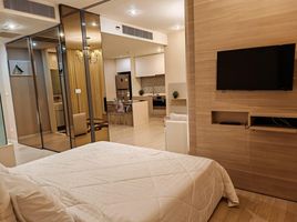 1 Schlafzimmer Appartement zu vermieten im The Room Sukhumvit 21, Khlong Toei Nuea