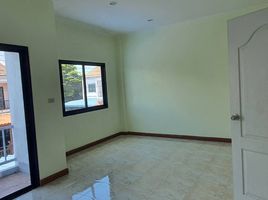 3 Bedroom Townhouse for sale at Pana View 3, Na Pa, Mueang Chon Buri