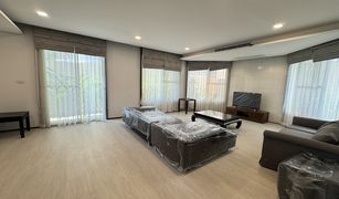 4 Bedrooms Villa for sale in Bang Kapi, Bangkok Baan Thepkamol