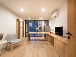 1 Schlafzimmer Appartement zu vermieten im HACHI Serviced Apartment, Chomphon