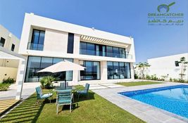 Buy 5 bedroom Villa at Golf Community in Ajman, 