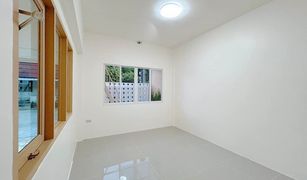 3 Bedrooms Townhouse for sale in San Sai Noi, Chiang Mai Sansai Island